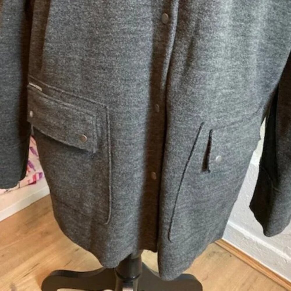 Lauren Ralph Lauren Gray Wool Blend Knit Shacket Blazer Snap Closure EUC Medium - Picture 3 of 6